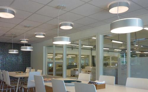 Office decoration: choosing an aluminum gusset ceiling, do not believe in those tricks that thicker better
