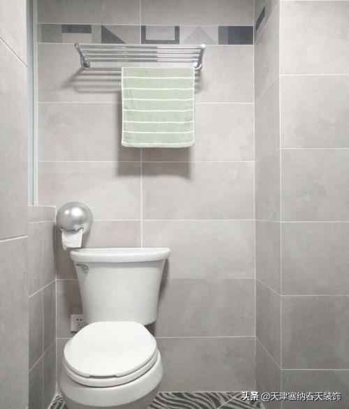 Little bathroom decorating tips you need to know
