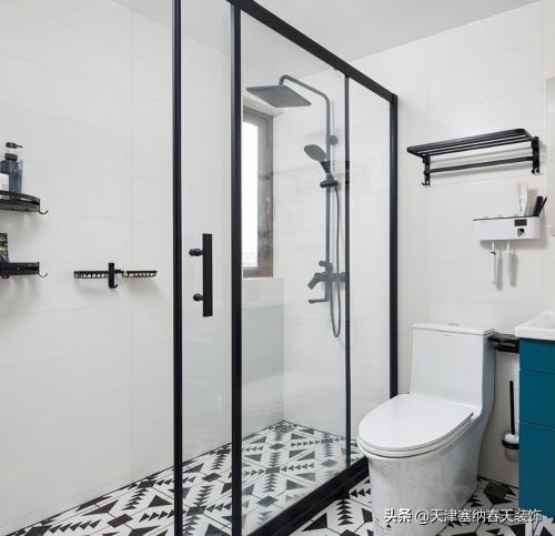 How to decorate a small bathroom so that it is beautiful and practical, and size has doubled
