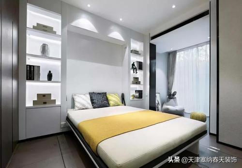 The bedroom is small and can only put a bed and wardrobe? this design is better
