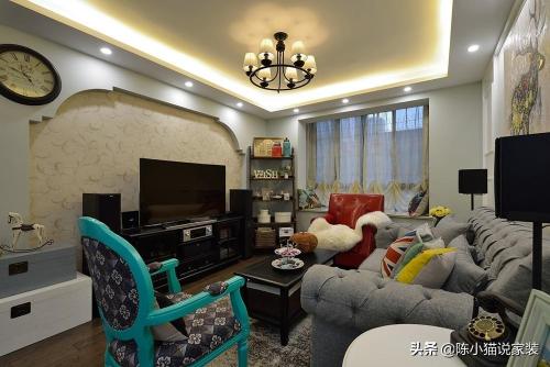 Buying a typical community room for as little as 50,000 RMB and replacing it with new furniture and decorations is truly a bargain.

