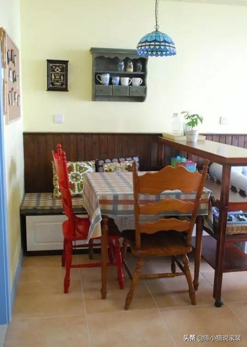 All savings to buy an old house of 43㎡, dining room and living room share a deck with all internal organs and a tatami cabinet.
