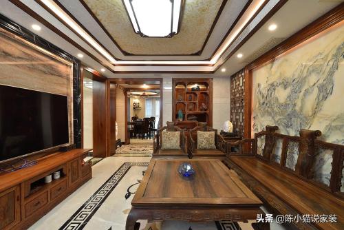 Live in a new house for New Year, 138㎡ Chinese style is calm and atmospheric, more you look at it, more taste of New Year
