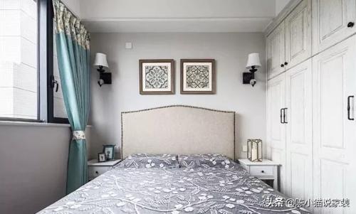 The 96-square-meter three-bedroom house was relocated and cost 100,000 yuan to renovate, and it's stylish. They all praise restaurant.
