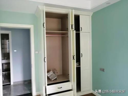 Just finished hard-finishing a new house, spent 20,000 yuan to fill house with cabinets, clean it, and dry it in sun.
