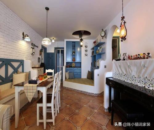 Explosive renovation of old two-story house, living room is separated by 2.5 square meters to make a tatami study, have you seen this?

