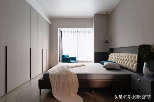 Home decoration also play cold style, this set of 128㎡ light luxury three-room apartment is presented, how much you can learn from it
