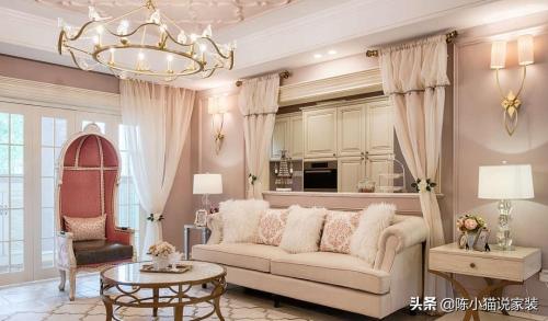 Cousin Sunbai built her own house, and two-story Western-style small building is decorated in a romantic French style, and soft fabric decoration is so healing.
