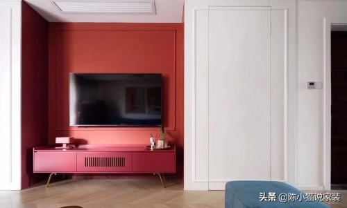 129㎡ Sanju temperament style, retro red and blue contrasting colors, effect is comparable to room model.
