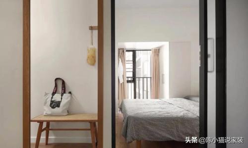 The compact 94㎡ three bedroom small house is completed and not crowded at all for a family of five, which is very pleasing.
