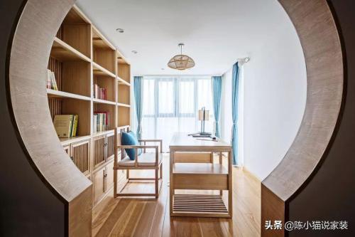 The flat floor can also be used as a Chinese style garden, showing off old people's home decorated by father, the old neighbors are jealous to see it.
