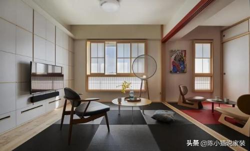 The floor height is 2.6 meters, minimalistic Japanese style is filled with zen, atmosphere is so cozy.
