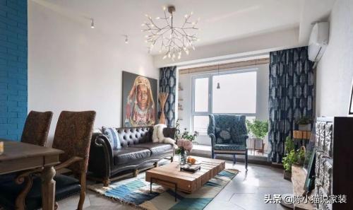 Minimalist hard decor with old retro furniture, charming 89 sq. m with two bedrooms, combining the atmosphere of old Shanghai
