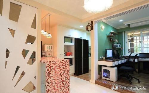 Moved to a new house for New Year, color is simple, bright and fashionable, I like bar counter and stove with mosaic stickers most
