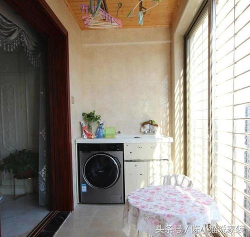 Two houses of 110 square meters cost 400,000 yuan.
