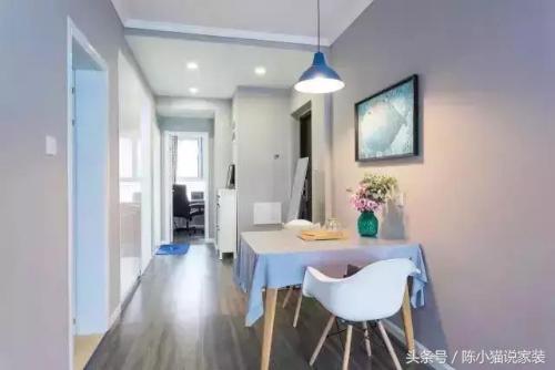The husband insists on an office, and a room with three bedrooms of 75 square meters can only be squeezed out, and finally, a dining table can only be placed in aisle.
